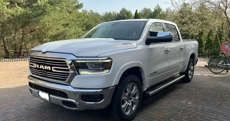 Dodge RAM cena 159000 przebieg: 51000, rok produkcji 2019 z Czersk małe 106